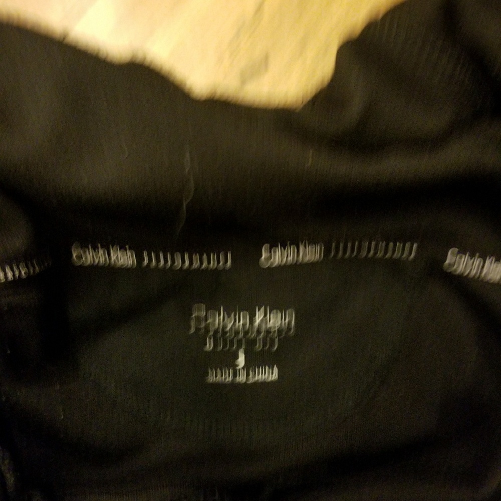 Calvin Klien Ladies Sweater. - Picture 2 of 5